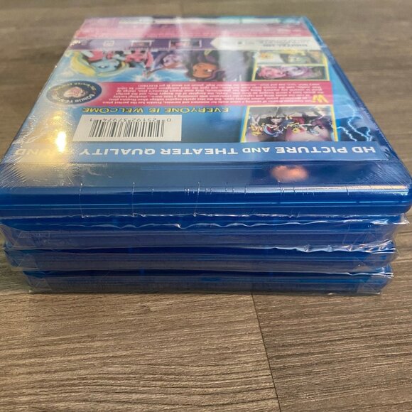 Lot of 4 BluRay Movies - Monster High Electrified, Little Miss Dolittle, Etc - Picture 4 of 5